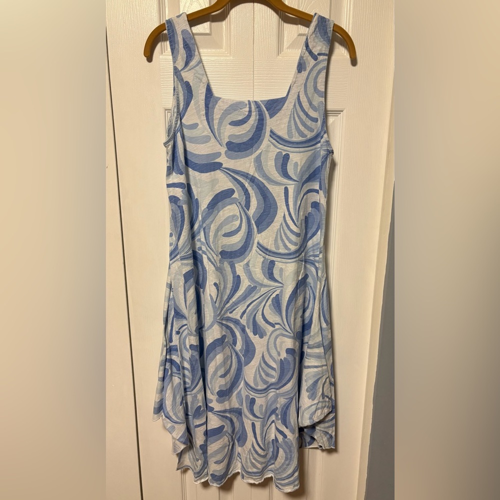 Blue and White Swirl Pattern Sleeveless Square Neck Dress